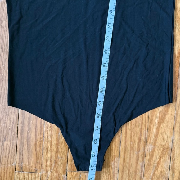 NWOT Commando Butter Turtleneck Bodysuit Black Small - Picture 8 of 9